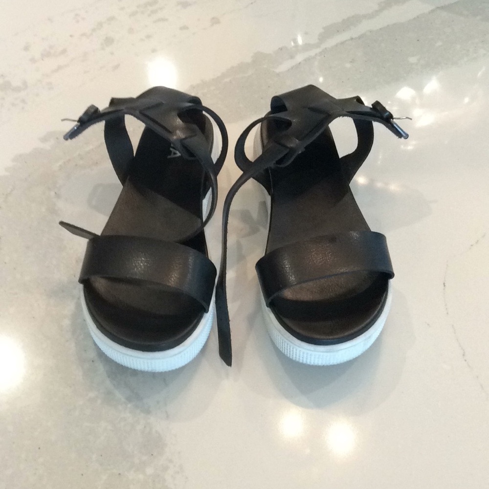 COPY - Mia Women’s shoes